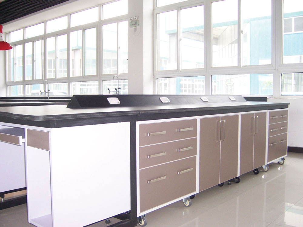 鋼木實(shí)驗(yàn)臺(tái)、化學(xué)實(shí)驗(yàn)臺(tái)、邊臺(tái)、中央實(shí)驗(yàn)臺(tái)、生物實(shí)驗(yàn)臺(tái)