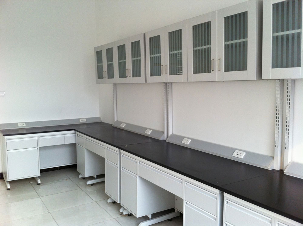 鋼木實(shí)驗(yàn)臺(tái)、化學(xué)實(shí)驗(yàn)臺(tái)、邊臺(tái)、中央實(shí)驗(yàn)臺(tái)、生物實(shí)驗(yàn)臺(tái)