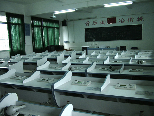 數(shù)字語音室、模擬語音室