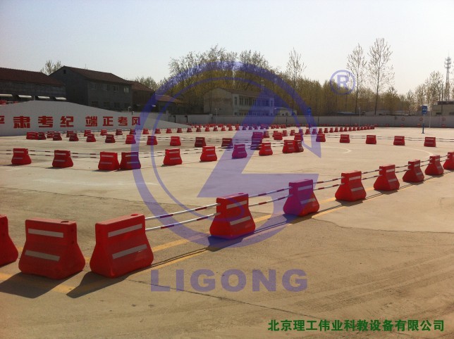 科目二場(chǎng)地考試系統(tǒng)，GPS小車考試系統(tǒng)