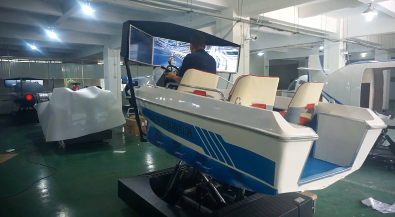 游艇操作駕駛訓(xùn)練模擬器